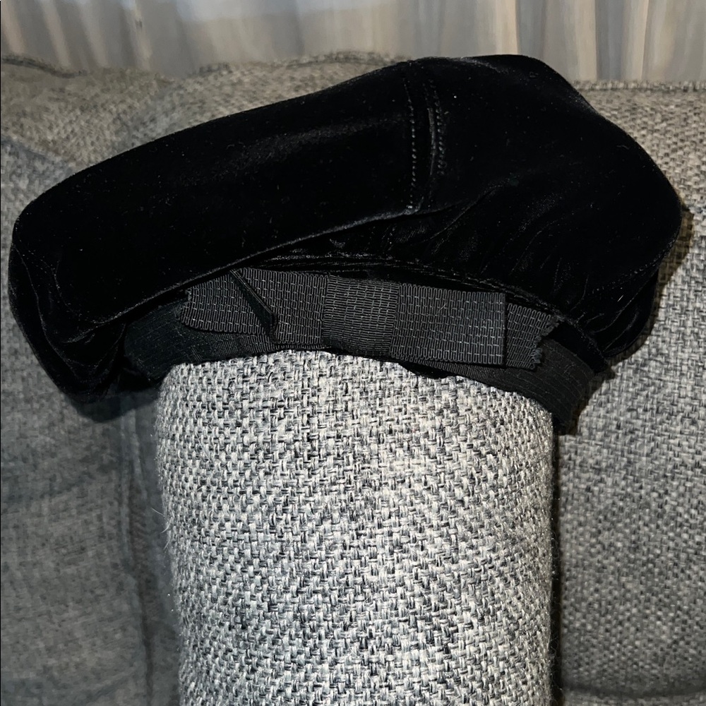 Vintage D Charles Black Velvet Beret Hat 1950s